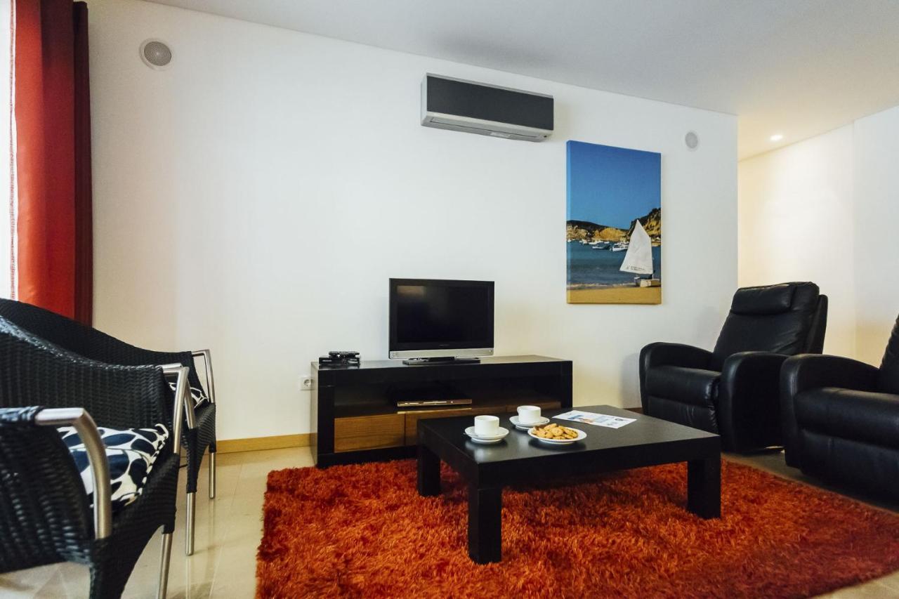 Baia Residence 2 - Holiday Apartments - By Sch เซามาร์ทินโญโดปอร์โต ภายนอก รูปภาพ